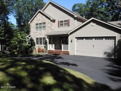 813 Blackbirch Ct, Blooming Grove Township, PA 18428 - photo 3