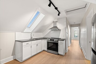 17 Briggs St unit 3, Salem, MA 01970 - photo 2