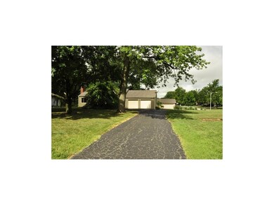 5330 Monrovia St, Shawnee, KS 66216 - photo 2