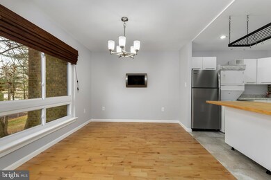 8423 Greenbelt Rd unit 102, Greenbelt, MD 20770 - photo 6