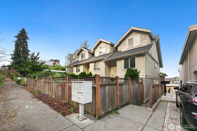 102 W Florentia St unit A, Seattle, WA 98119 - photo 2