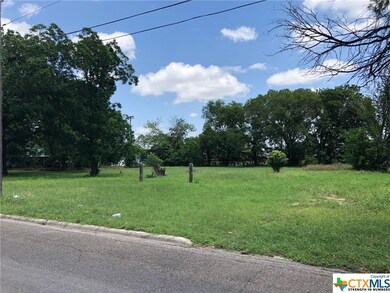 201 E Carpenter Ave, Copperas Cove, TX 76522 - photo 2