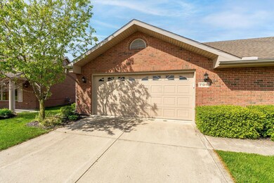 796 Hickory Hill Dr, Marysville, OH 43040 - photo 2