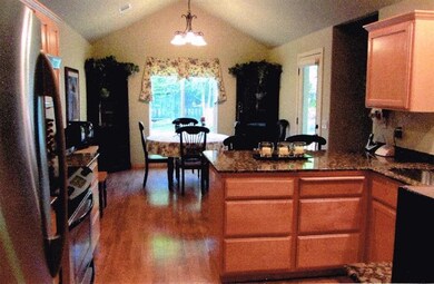 unlisted-address, Grants Pass, OR 97527 - photo 5