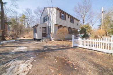 8 Robin Ln, Hampton, NH 03842 - photo 2