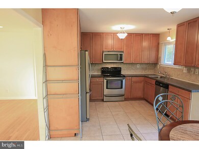 932 Naamans Creek Rd, Garnet Valley, PA 19060 - photo 6