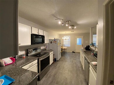 2916 Jamestown Dr, Wylie, TX 75098 - photo 3