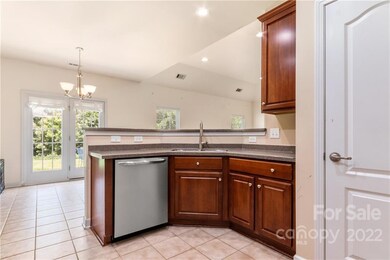 1205 Mountain Laurel Ct, Matthews, NC 28104 - photo 7