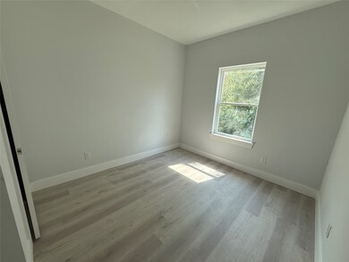 3533 Alderfer St unit A or B, Houston, TX 77047 - photo 4