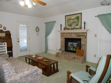 1511 Malcolm Ln, Wichita Falls, TX 76302 - photo 3