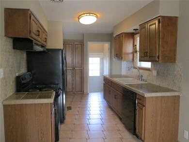 526 Birch St, Beech Grove, IN 46107 - photo 7