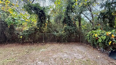 213 Dr Martin Luther King jr Ave, Wildwood, FL 34785 - photo 6