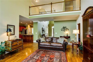 Open and flowing floorplan