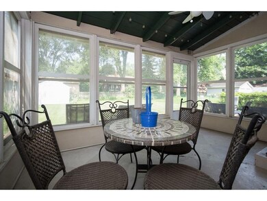 2808 43rd St, Des Moines, IA 50310 - photo 4