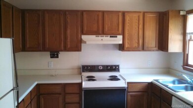 264 N Kelly St unit 264, Statesville, NC 28677 - photo 3