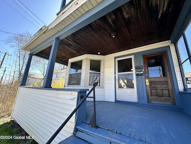 unlisted-address, Albany, NY 12209 - photo 5