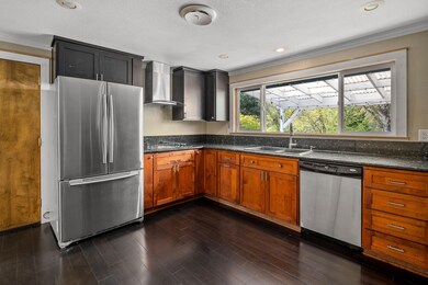 1165 Galls Creek Rd, Gold Hill, OR 97525 - photo 7