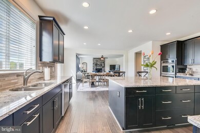 15533 Alshami Ct, Leesburg, VA 20176 - photo 5