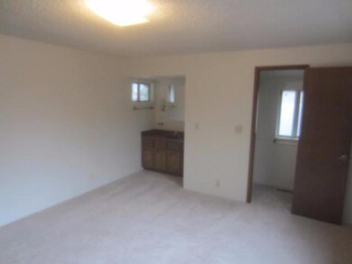 860 3rd St, Rogue River, OR 97537 - photo 4