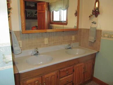 Double Sink downstairs bath