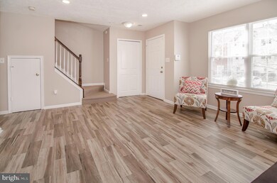 7246 Mahogany Dr, Hyattsville, MD 20785 - photo 4