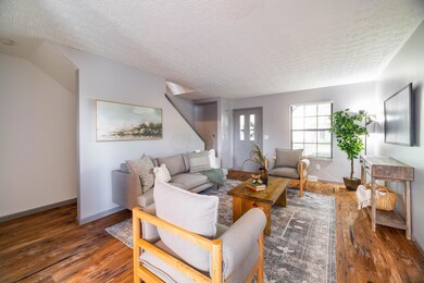 1097 Farmlane Dr (Interior)-4
