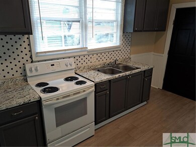 423 E 35th St, Savannah, GA 31401 - photo 3