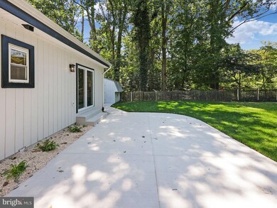 6724 S Benson Dr, Alexandria, VA 22306 - photo 7