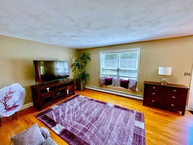 170 S Worcester St unit 3, Norton, MA 02766 - photo 3