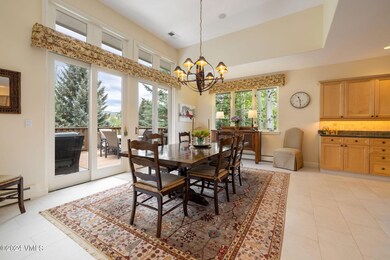 1792_winslow_rd_interior_dining_a