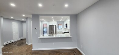 45 Ettl Ln unit 203, Greenwich, CT 06831 - photo 4