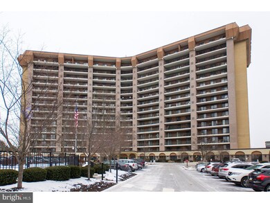 20827 Valley Forge Cir unit 827, King of Prussia, PA 19406 - photo 2