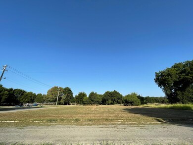 429 Schopmeyer, Gainesville, TX 76240 - photo 4