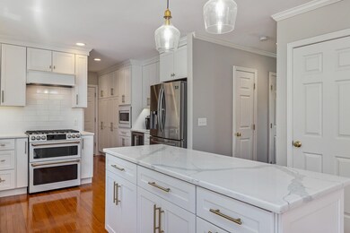 6 Strawberry Ln, Stratham, NH 03885 - photo 5