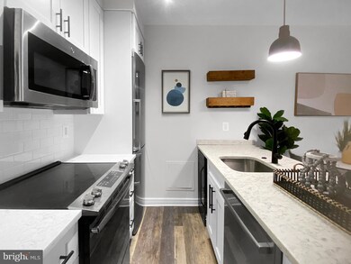 1121 24th St NW unit 209, Washington, DC 20037 - photo 2