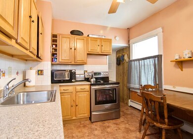 89 Maynard St, Springfield, MA 01109 - photo 6