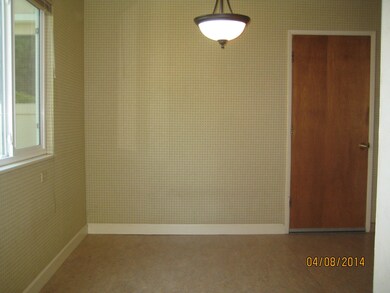 1732 Regent Ave, Redding, CA 96001 - photo 7