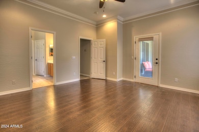 Master Suite, alt view