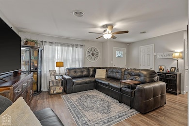 132 S Crest Ave, Trumann, AR 72472 - photo 3