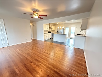 1432 E Denton Ave, Sapulpa, OK 74066 - photo 3