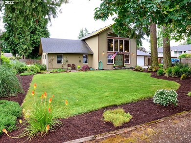 938 N Pine St, Canby, OR 97013 - photo 2