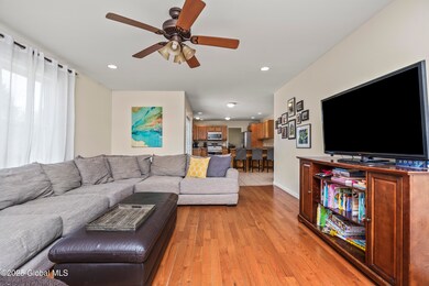 42 Craigie Ave, Schenectady, NY 12302 - photo 6