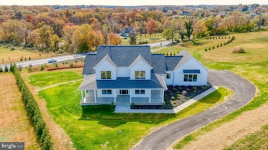 2527 Fourleaf Dr, Finksburg, MD 21048 - photo 2