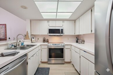 2209 Utopian Dr E unit 317, Clearwater, FL 33763 - photo 6