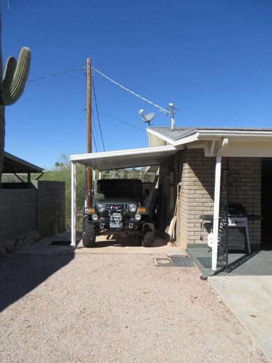 Extra Carport