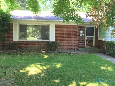 Lots of shade tree's to block out the heat of the