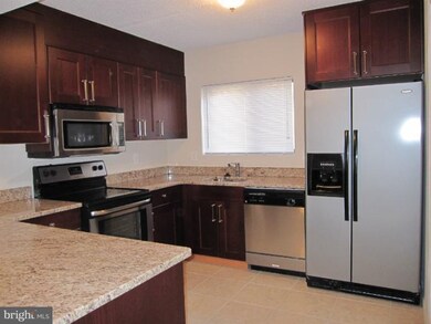 2147 Gunsmith Terrace unit 47-4, Woodbridge, VA 22191 - photo 7