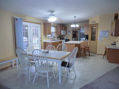 150 N 800 E, Knox, IN 46534 - photo 4