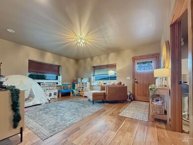 1030 Tempest Ln, Viola, ID 83872 - photo 4