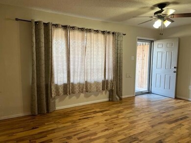 824 Perry Dr, Fort Worth, TX 76108 - photo 5